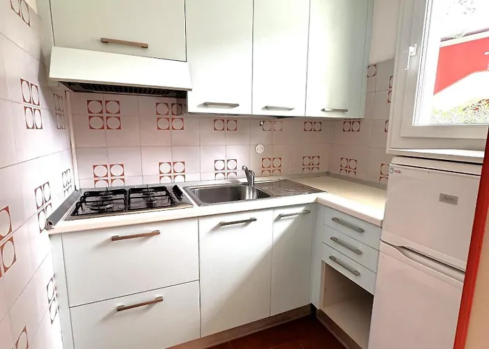 Cozy With Garden And Pool Access Villa *